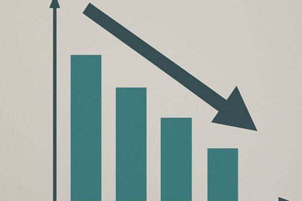 این نمودار با فلش رو به پایین در نشان‌دهنده روند کاهش هزینه باربری صنعتی است.